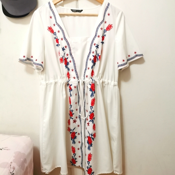 SHEIN Dresses & Skirts - 4/$20❤️Boho White dress